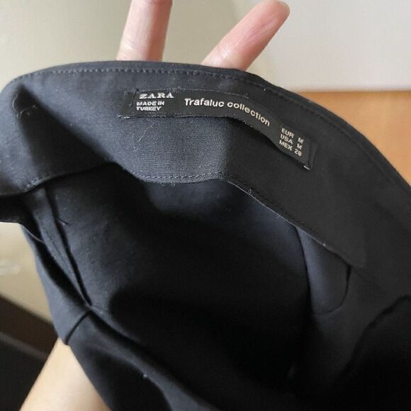 ZARA Black asymmetrical mini wrap skirt zipper detail size medium - Picture 4 of 6